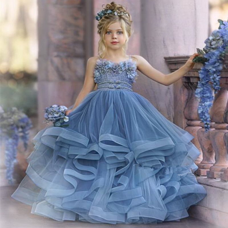 2121 Vestidos lindos para niña de flores para boda espaguetis encaje apliques faldas escalonadas para
