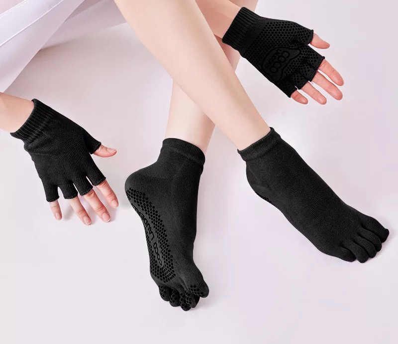 #2 Black-Gloves+Socks