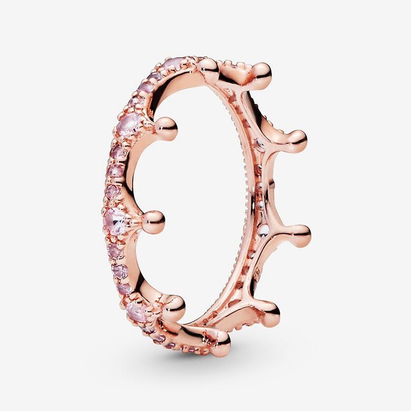 Rose gold ring with box