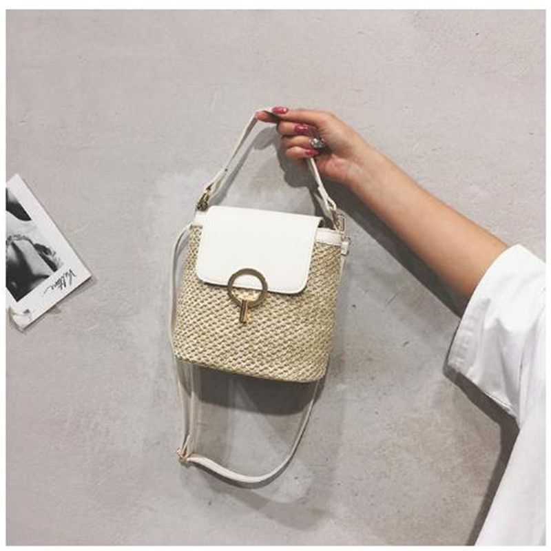 white straw crossbody bolsa
