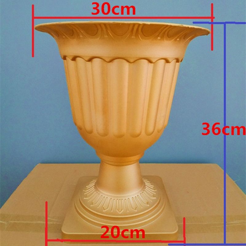 gold vase