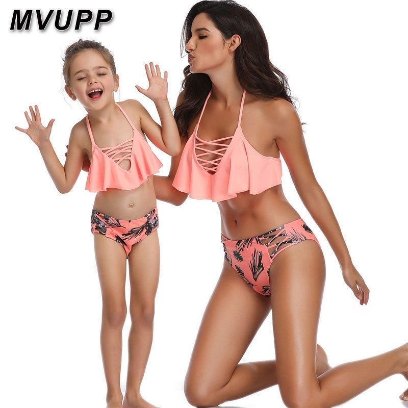 Compra Madre Hija Traje De Baño Familia Ropa De Juego Sexy Traje De Baño  Mami Y Me Trajes Mamá Mamá Bebé Mirada Bikini Vestidos De Cintura Alta  Y200713 Barato | Entrega Rápida