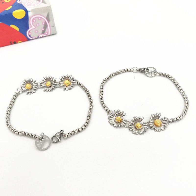 Peaceminusone Daisy Bracelet 2025 | taylorseguridad.com.ar