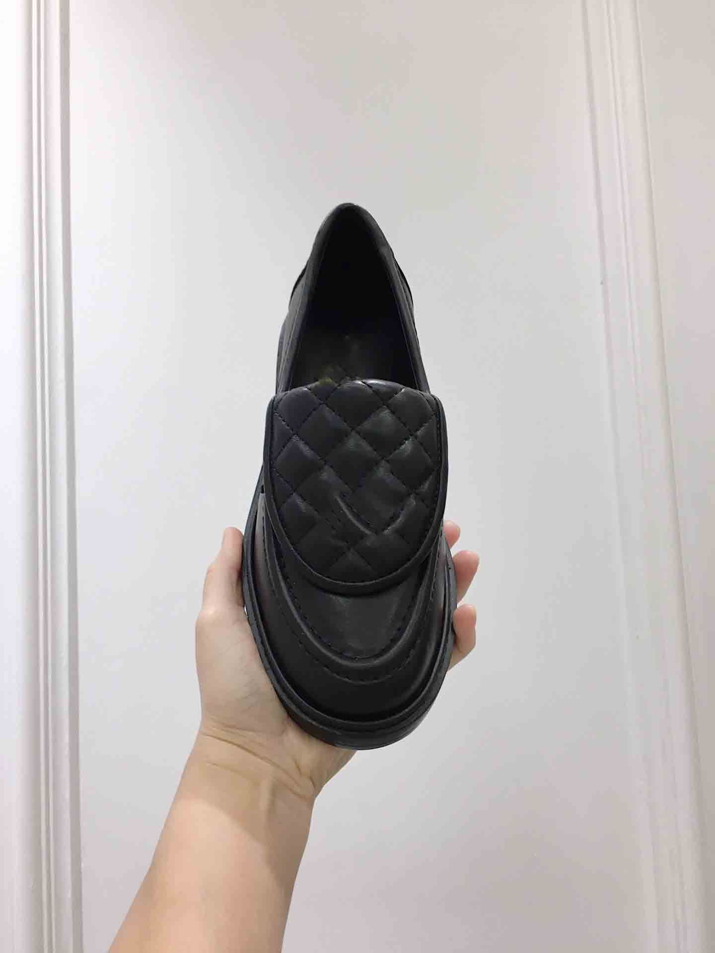 Chanel Quilted Tab Loafers Grey Leather - G36646 X01000 ND354 - US