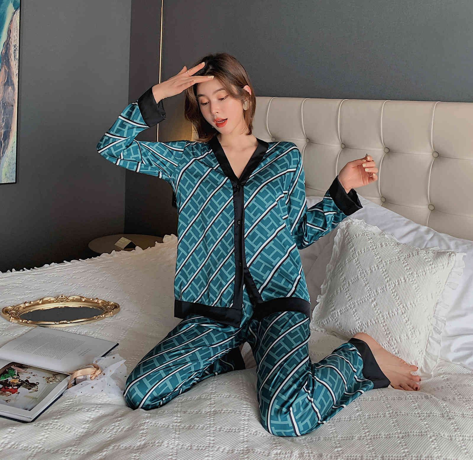 Women's Pajamas Set Design Luxury Cross Letter Print 