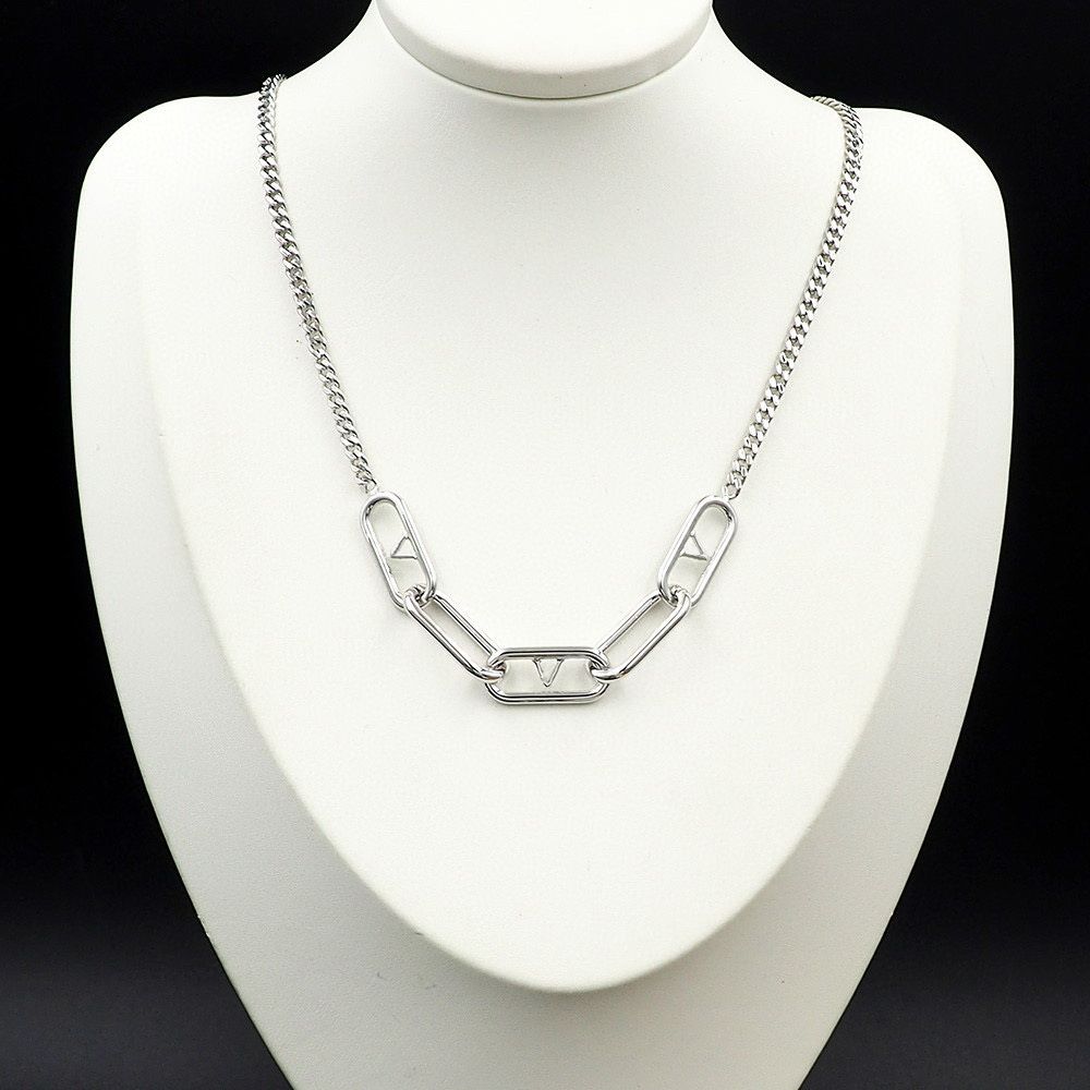 Collar de plata