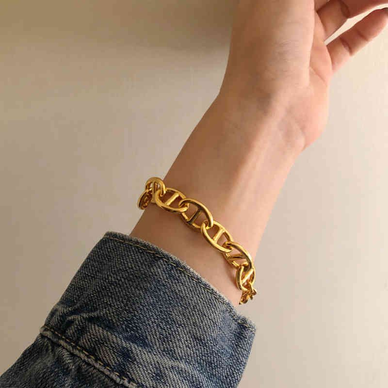 Bracelet a