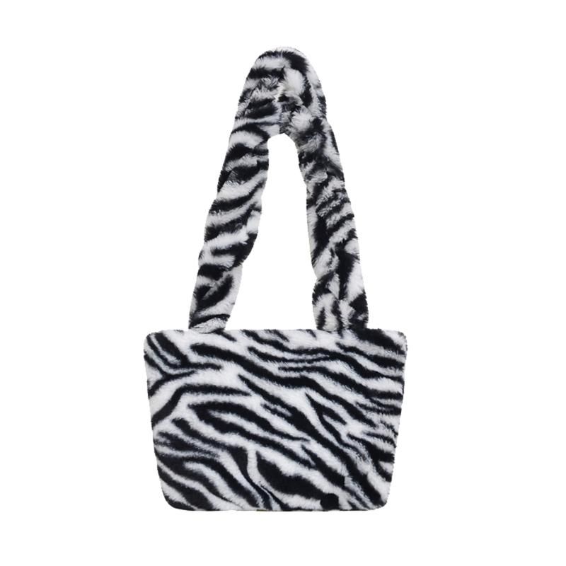 leopard bolsa fur