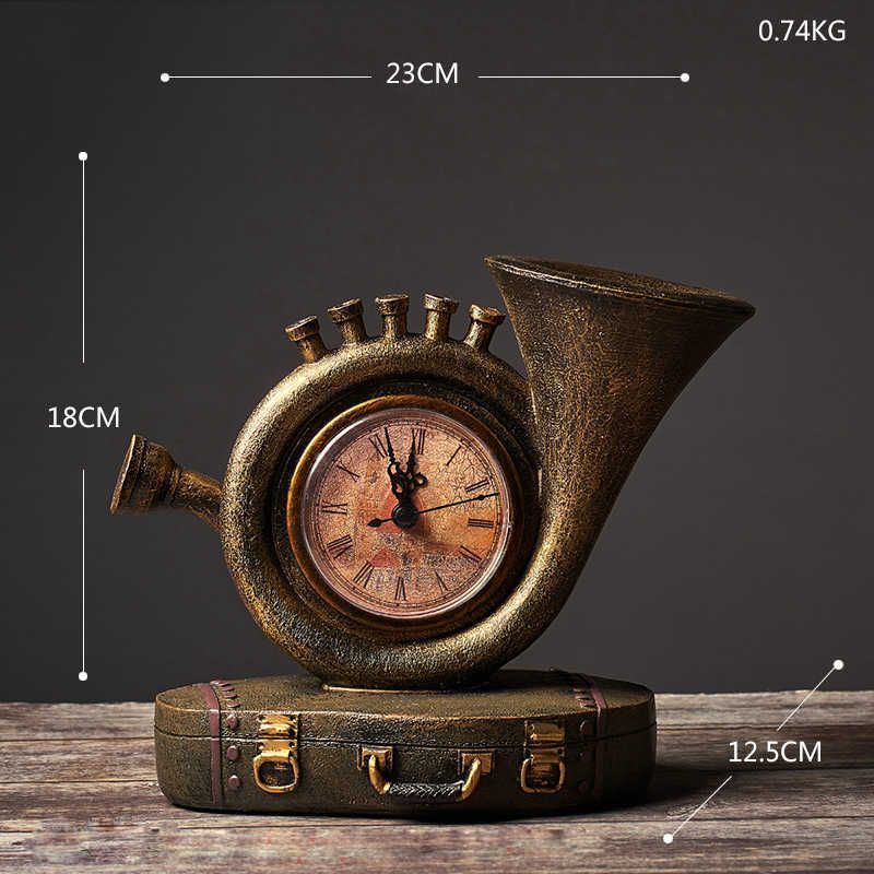 Horn Clock