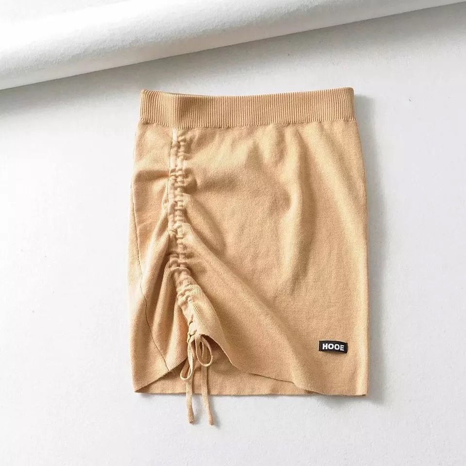 khaki skirt