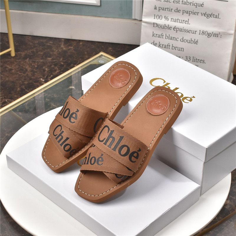 Дизайнерские тапочки Dupe Aaaaa Boots Woody Retro Letter Sandal