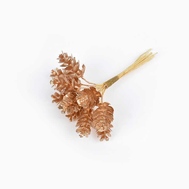 Guld pinecone