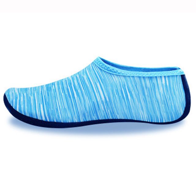 blue line beach socks