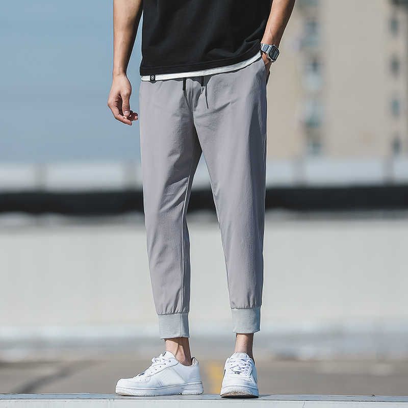 Pantalon gris 001