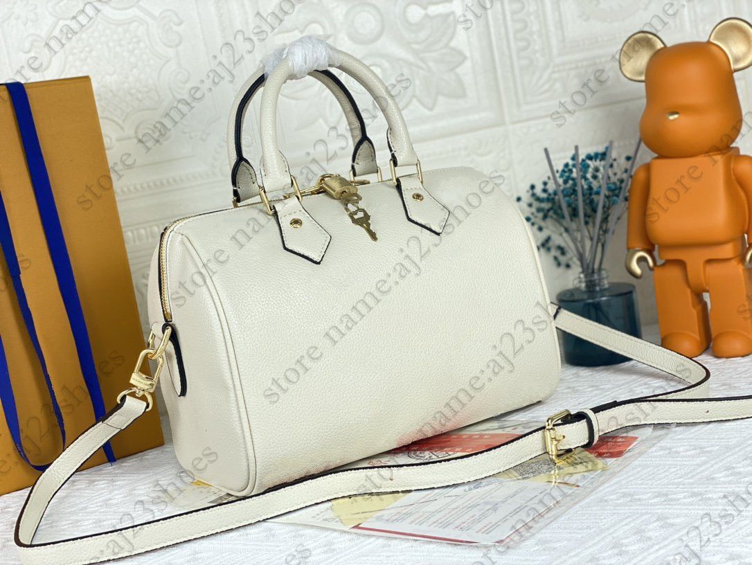 Look at this Adorable Louis Vuitton Speedy DHGate Replica. Get it