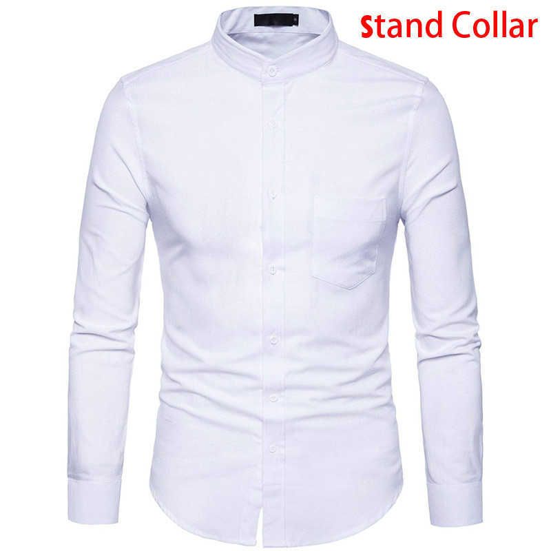 Collar bianco in stand