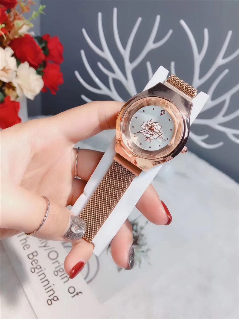 Rose gold white