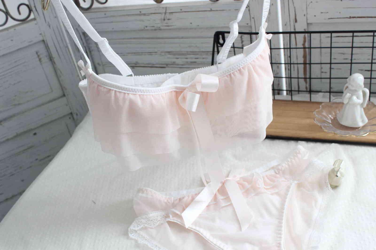 Set di reggiseno rosa