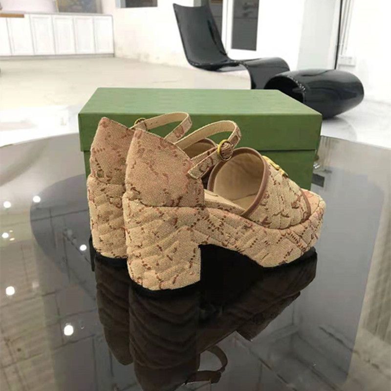 khaki heel height 9 cm