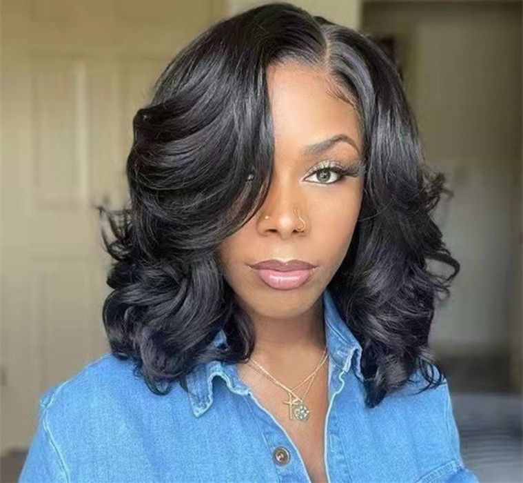 13x4 Medium length wavy curly brazilian hair wigs preplucked 360 lace  frontal wig with baby hair