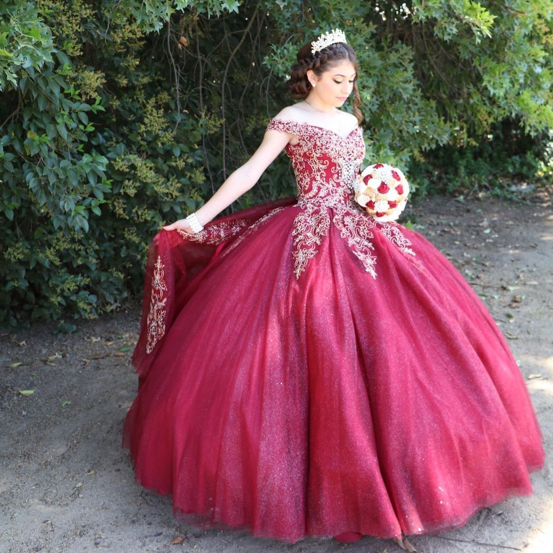 2022 Princesa en el hombro Borgoña Quinceañera Vestidos de fiesta de oro mexicano Luz de oro 2022 Princesa en el hombro Borgoña Quinceañera Vestidos de fiesta de oro mexicano Luz de oro