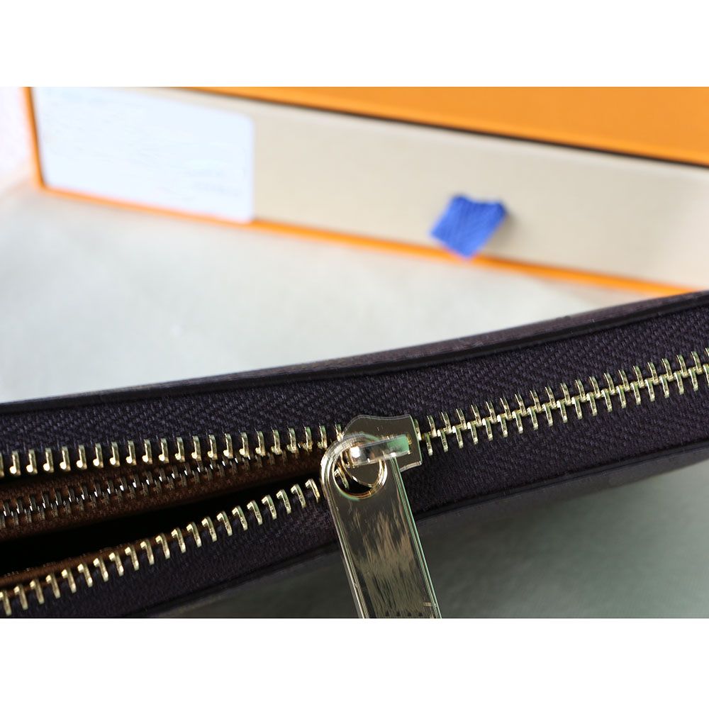 Designer wallets under 100 deals