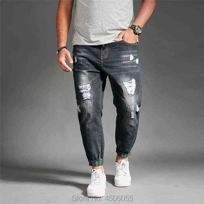 Rippade svarta jeans