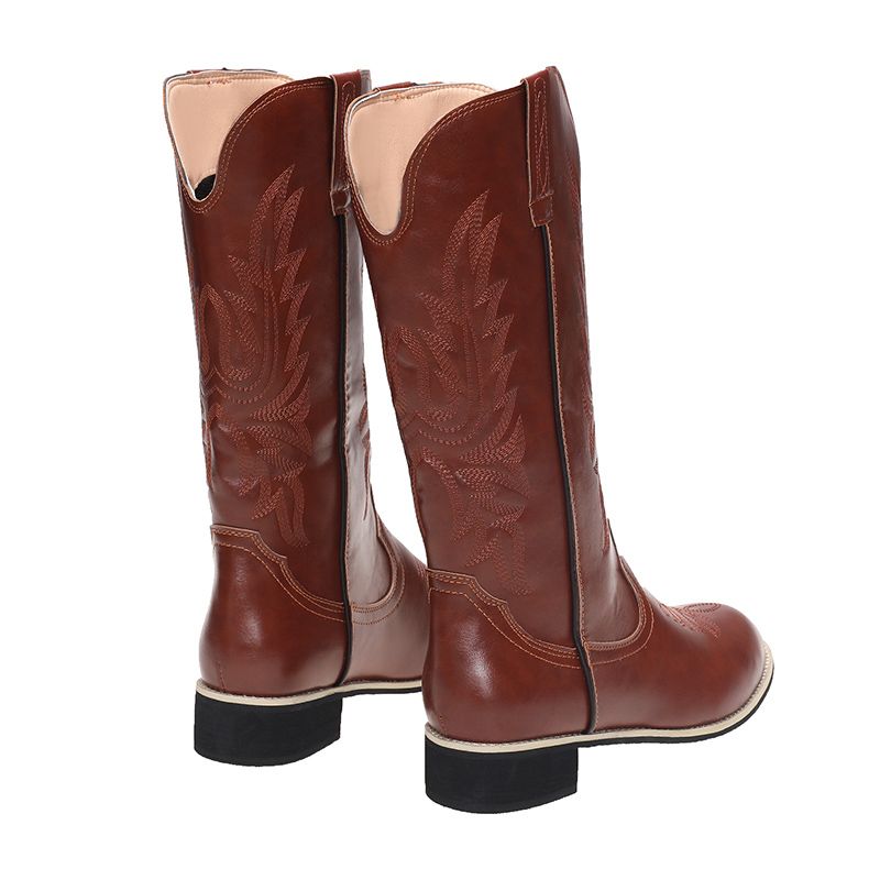 Formas de llevar botas y botines cowboy: tendencias 2022 - Corbeto's Boots  Blog
