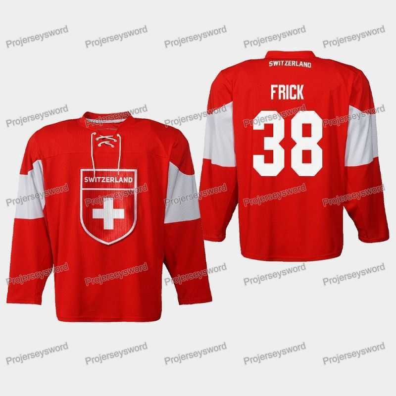 38 Lukas Frick