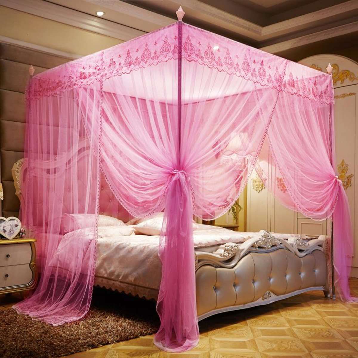 الوردي-1.8x2.2m السرير