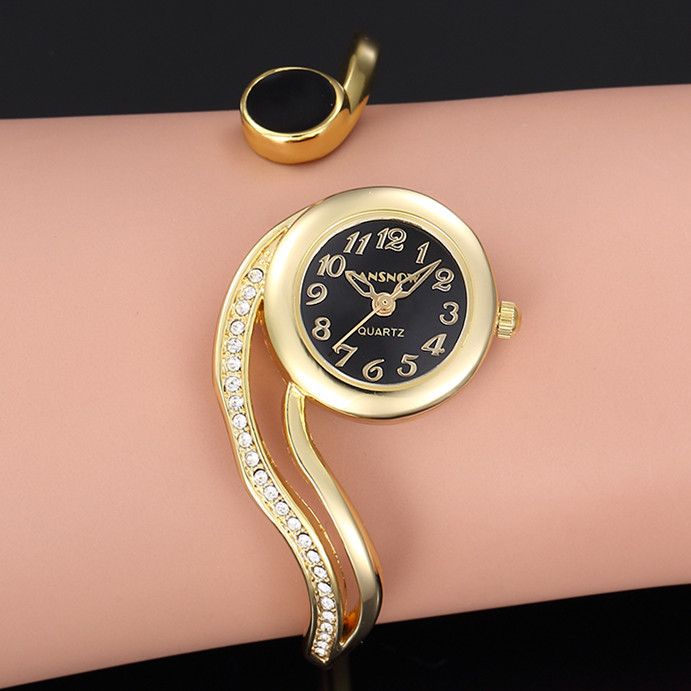Designer Luxury Brand Watches Women's Es Armband Guld Silver Dial Små Klänning Quartz Armbandsgåva Till Kvinnor Reloj Mujer