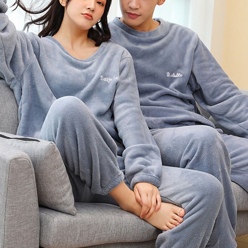 Señal incrementar Tipo delantero Pareja Ropa a juego Invierno Pijamas Conjunto Grueso Franela Cálida  Homewear Home Lounge Set Femenino Pijamas
