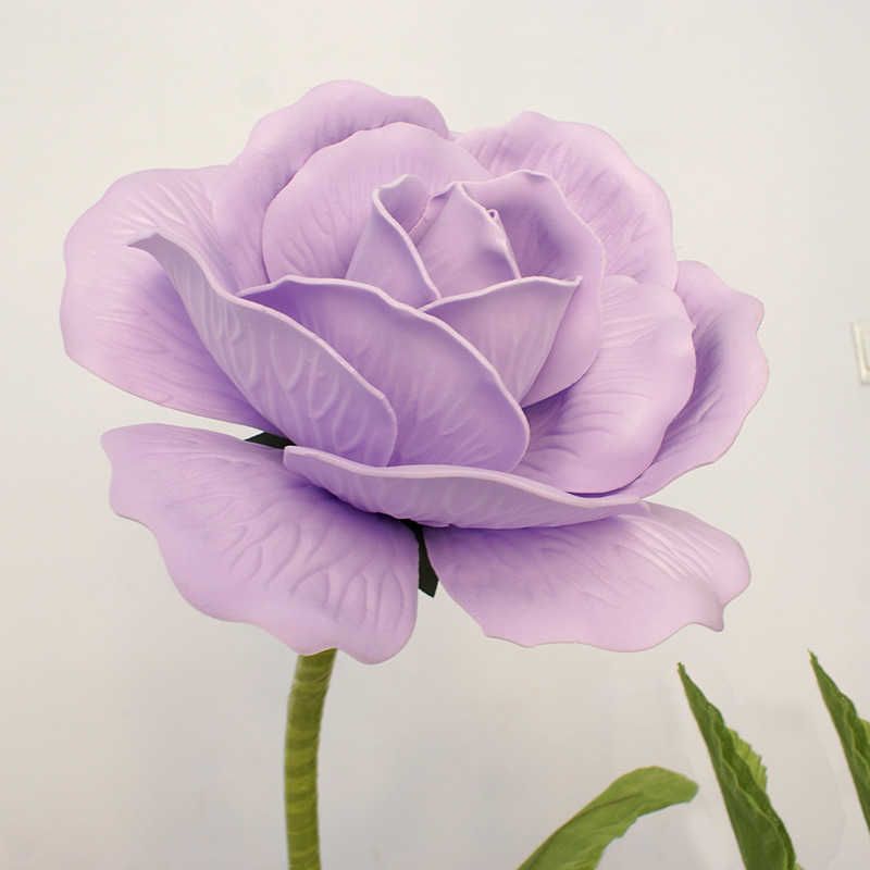 tête de fleur violette