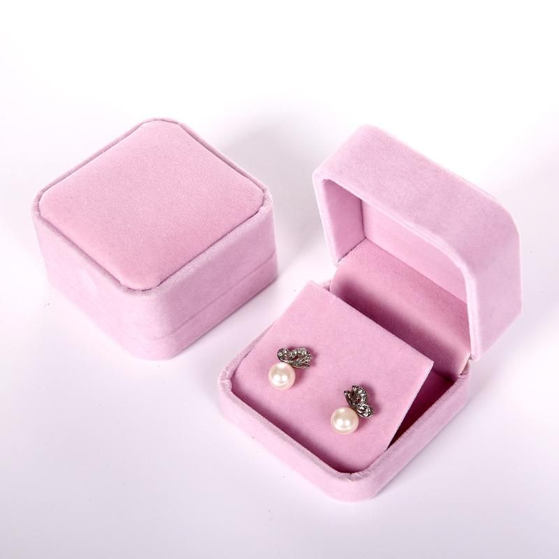 Rosa: Ring Stud Box