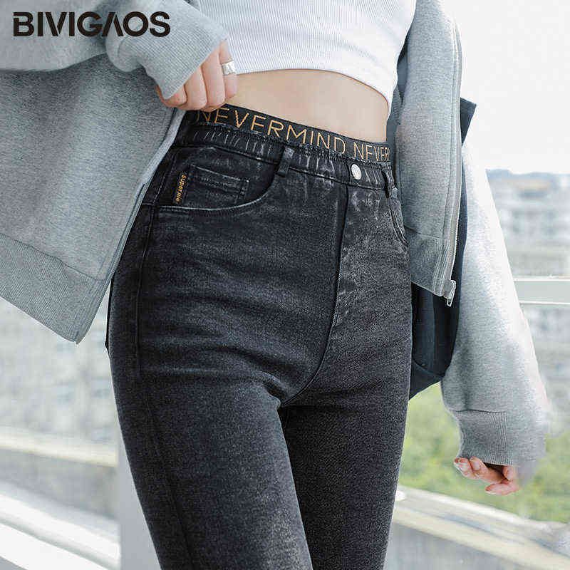 1 Button Black Gray