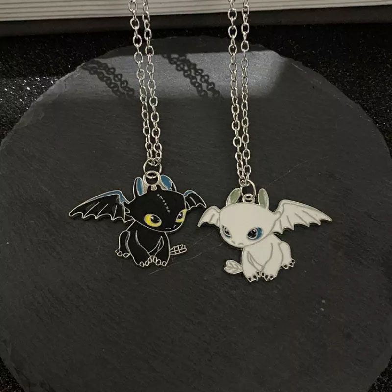 New Fashion Dibujos animados Noche Blanco y negro Evil Double Dragon Necklace Personalidad Pareja Colgante Joyería New Fashion Dibujos animados Noche Blanco y negro Evil Double Dragon Necklace Personalidad Pareja Colgante Joyería