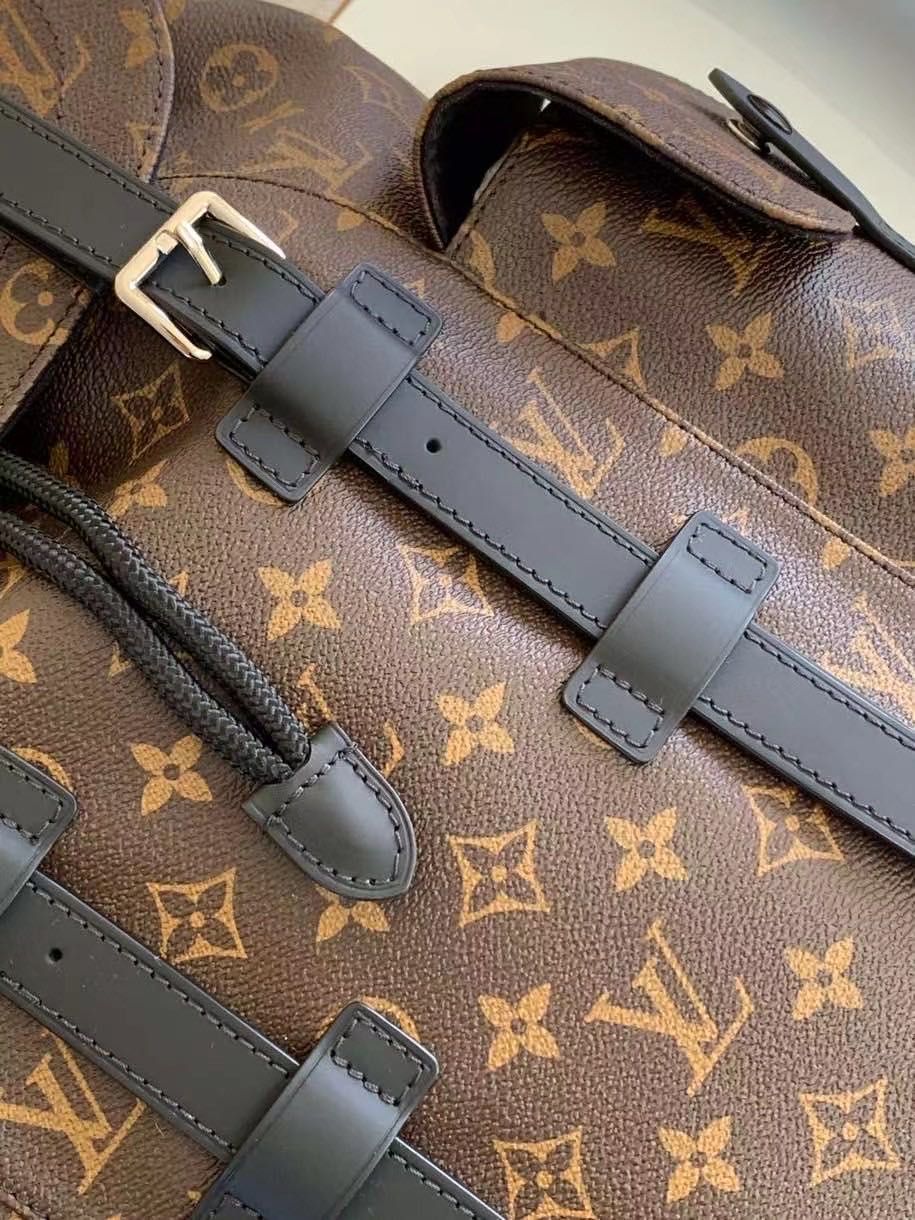 lv bodybolsa
