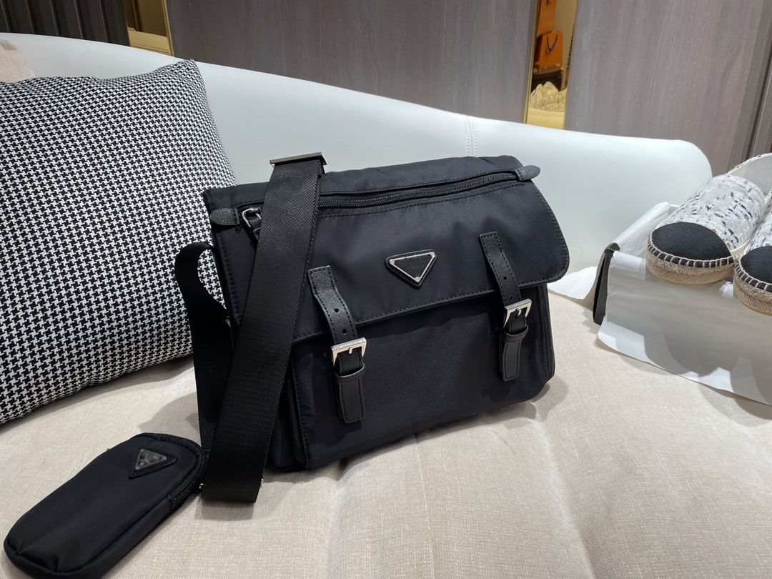 prada postman bolsa
