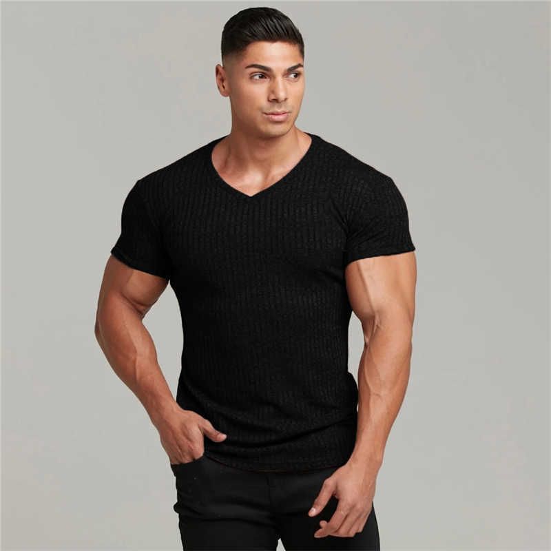 V-neck Black