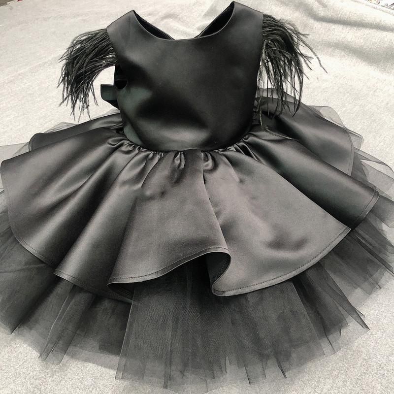 Compra Vestidos De Niña Bebé Negro Primer Vestido De Cumpleaños Satin Puffy  Tulle Plumas Mangas O Cuello Princesa Ceremonia De Flores Barato | Entrega  Rápida Y Calidad | Es.Dhgate