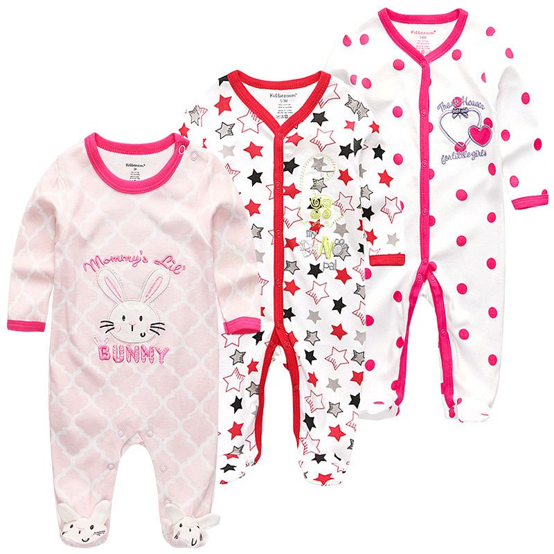 Vêtements de bébé 13