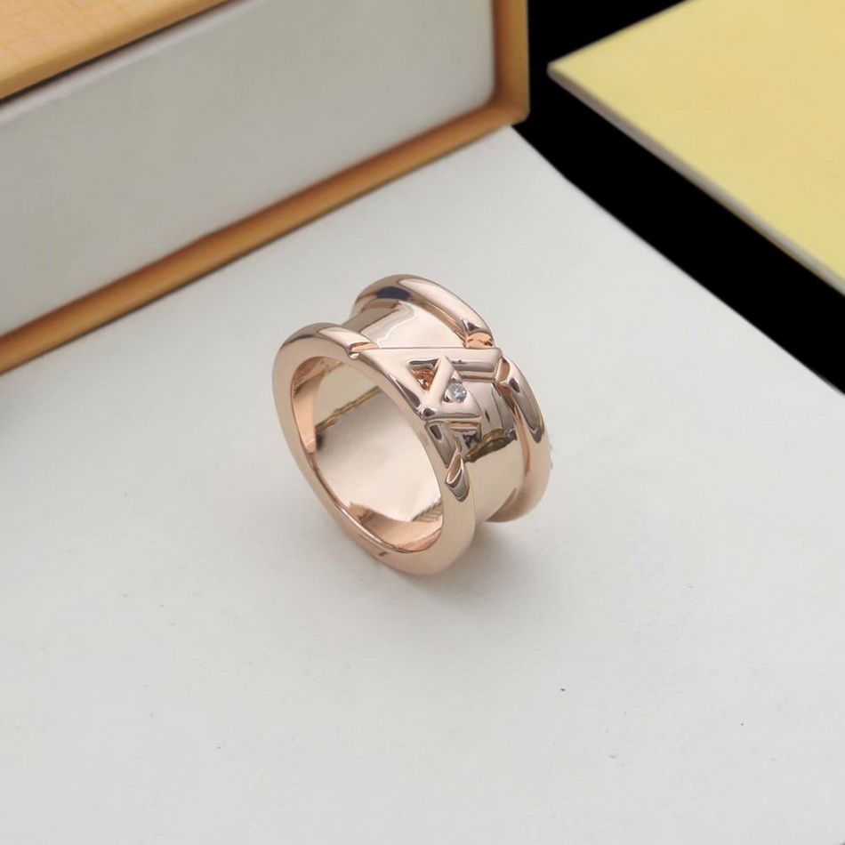 Rose Gold Ring / Size US6