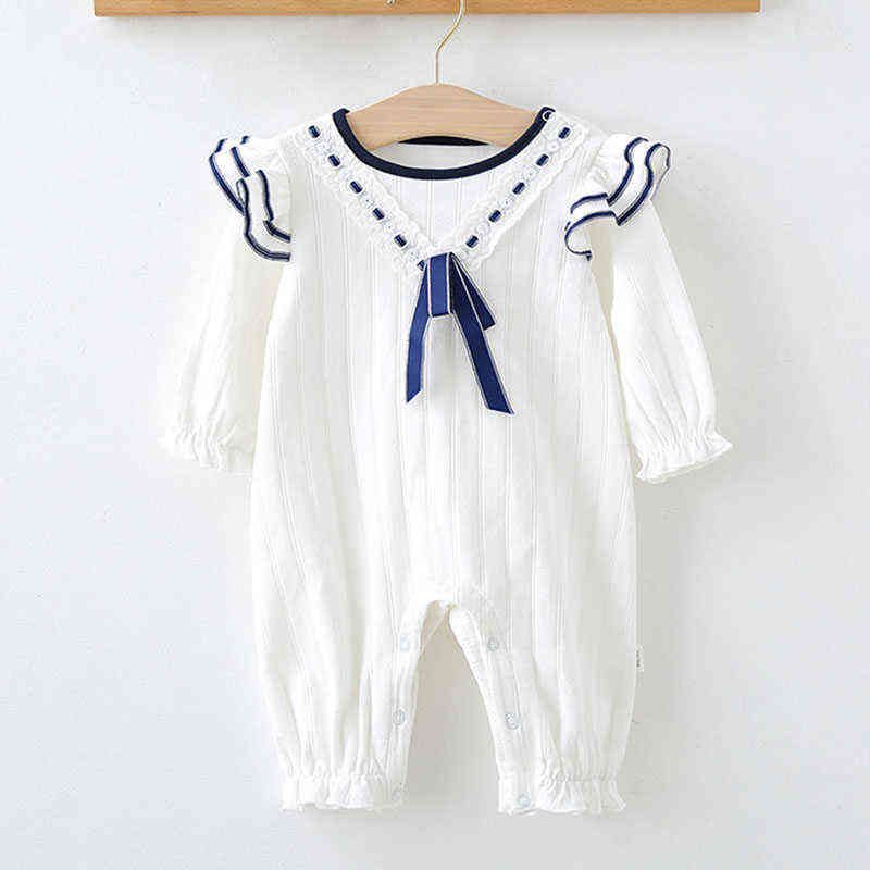 B0716 White