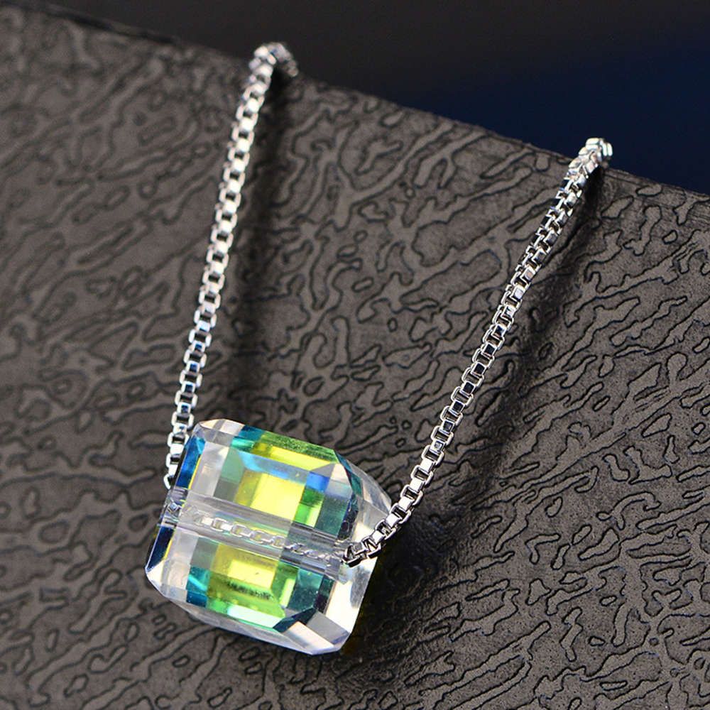 HBP luxo verão novo diamante colar moda fresco versátil cristal pingente personalidade criativa