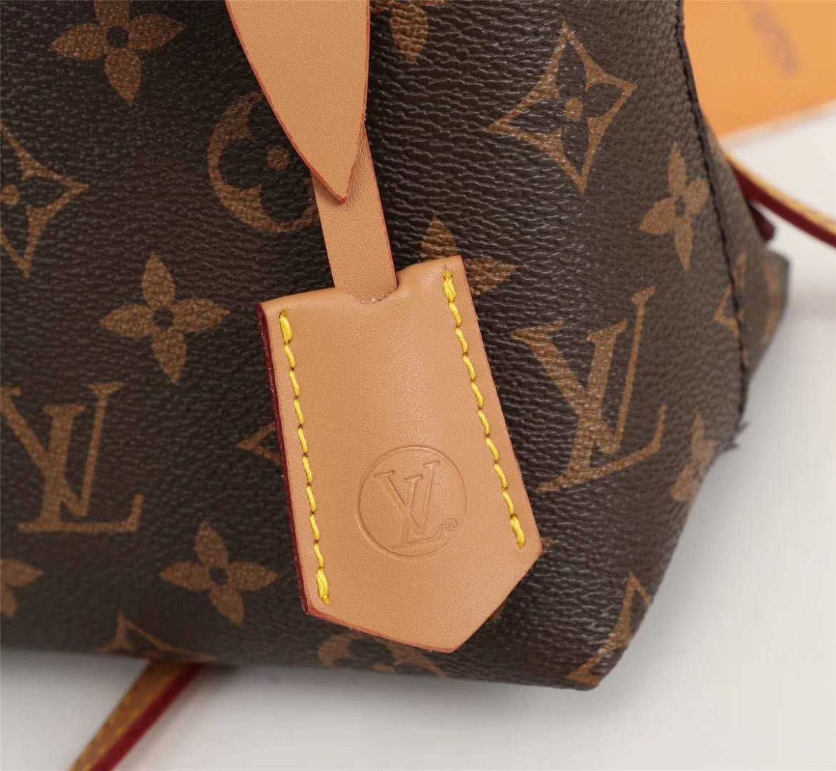 lv bodybolsa