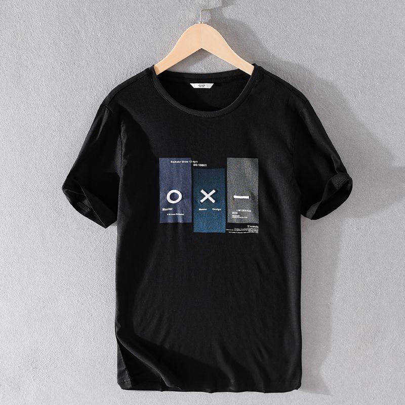 camiseta branca de marca