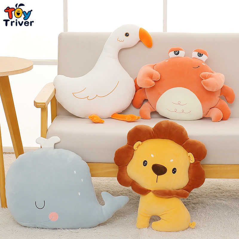 animaux et jouets en peluche
