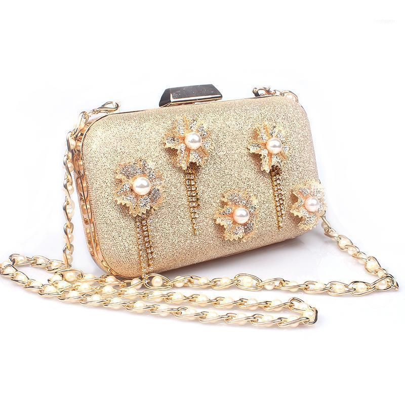 champagne colour clutch bolsa