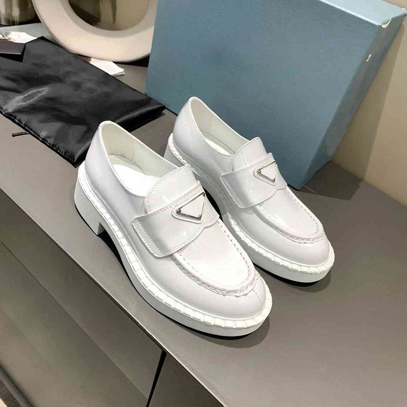Hishoes Mens Flat Heel Fashion Loafer Slip On Slouch Vamp Business Leisure Casu