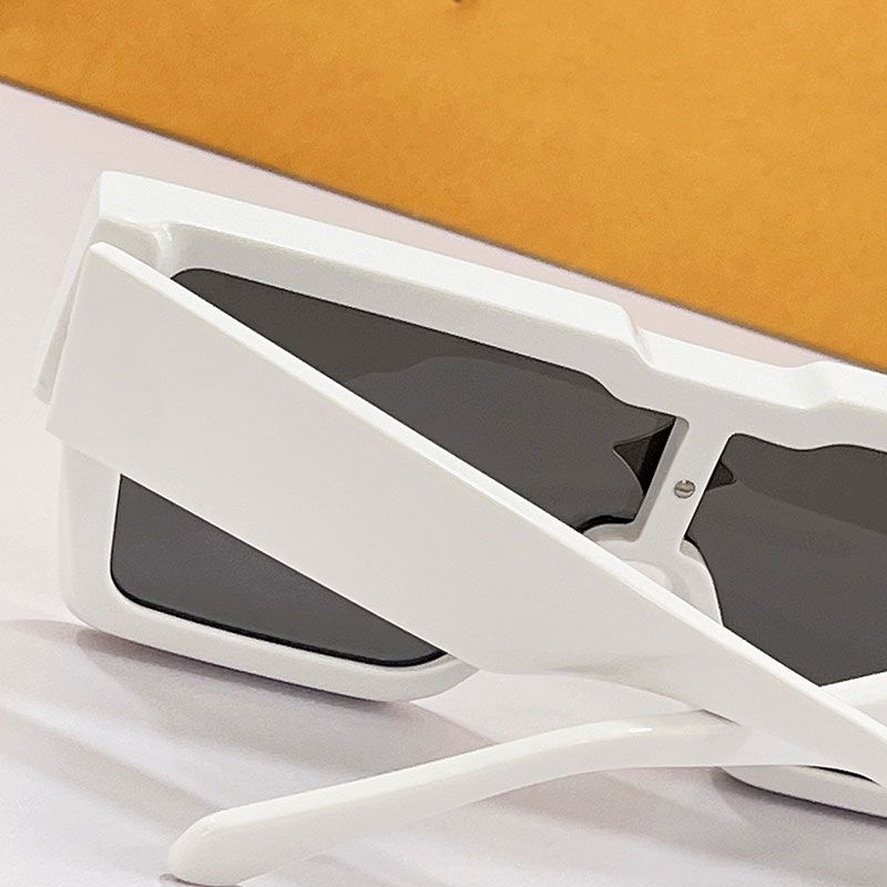 Louis Vuitton Gradient Cyclone Sunglasses Z1736E 7KX 155 Black Men's Eyewear